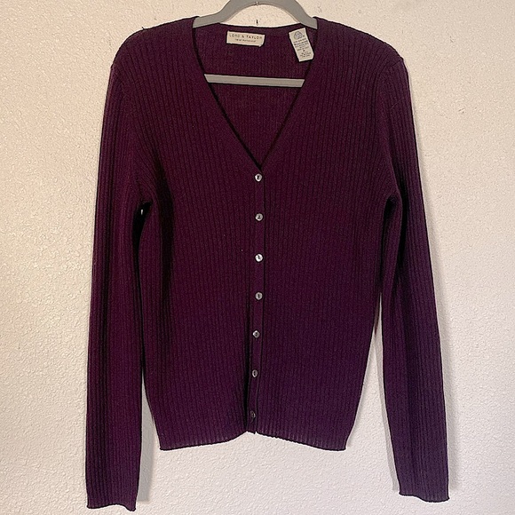 Lord & Taylor Sweaters - Vtg 100%‎ Merino Wool Cardigan